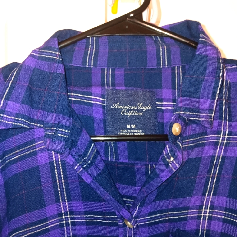American Eagle Medium Purple Plaid long sleeve shirt